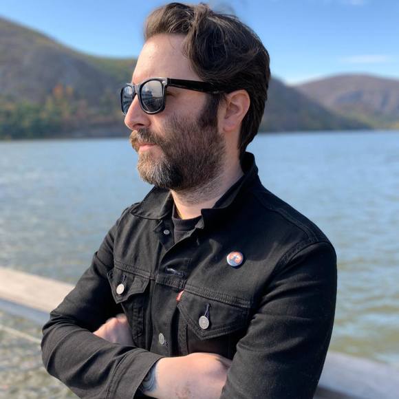 Meet your Posher, Eric - Picture 1 of 1